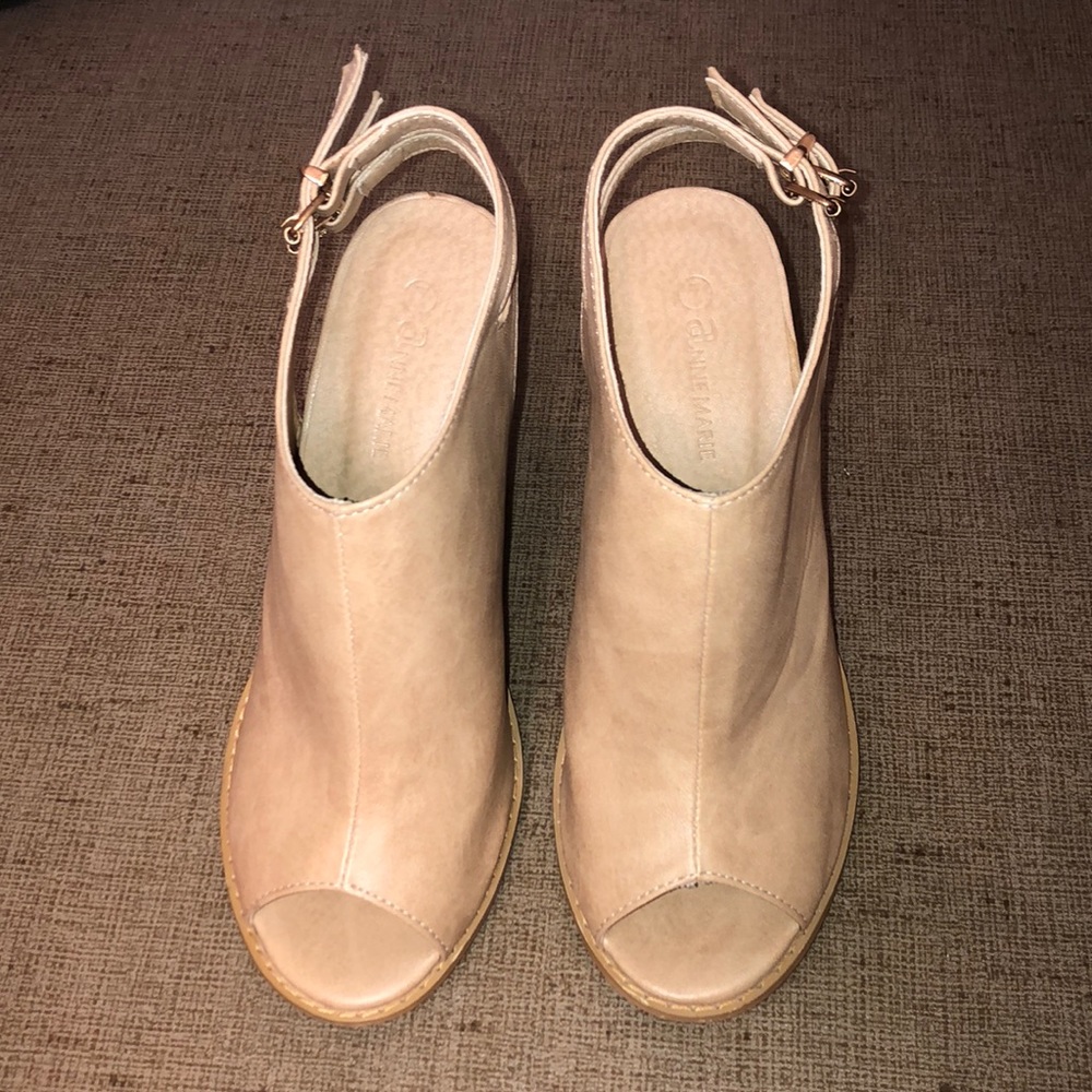Anne Marie heels - Picture 2 of 3
